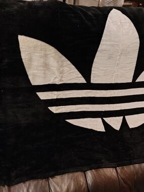 RARE Vintage Adidas Originals Trefoil Large Logo Fleece Throw 60x48 Black/ White